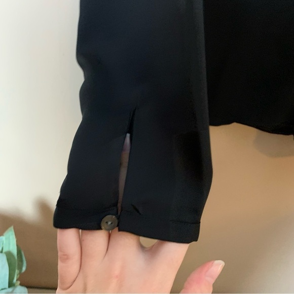 [Club Monaco] Black Silky Classic Career Professional Long Sleeve Top - Picture 4 of 8
